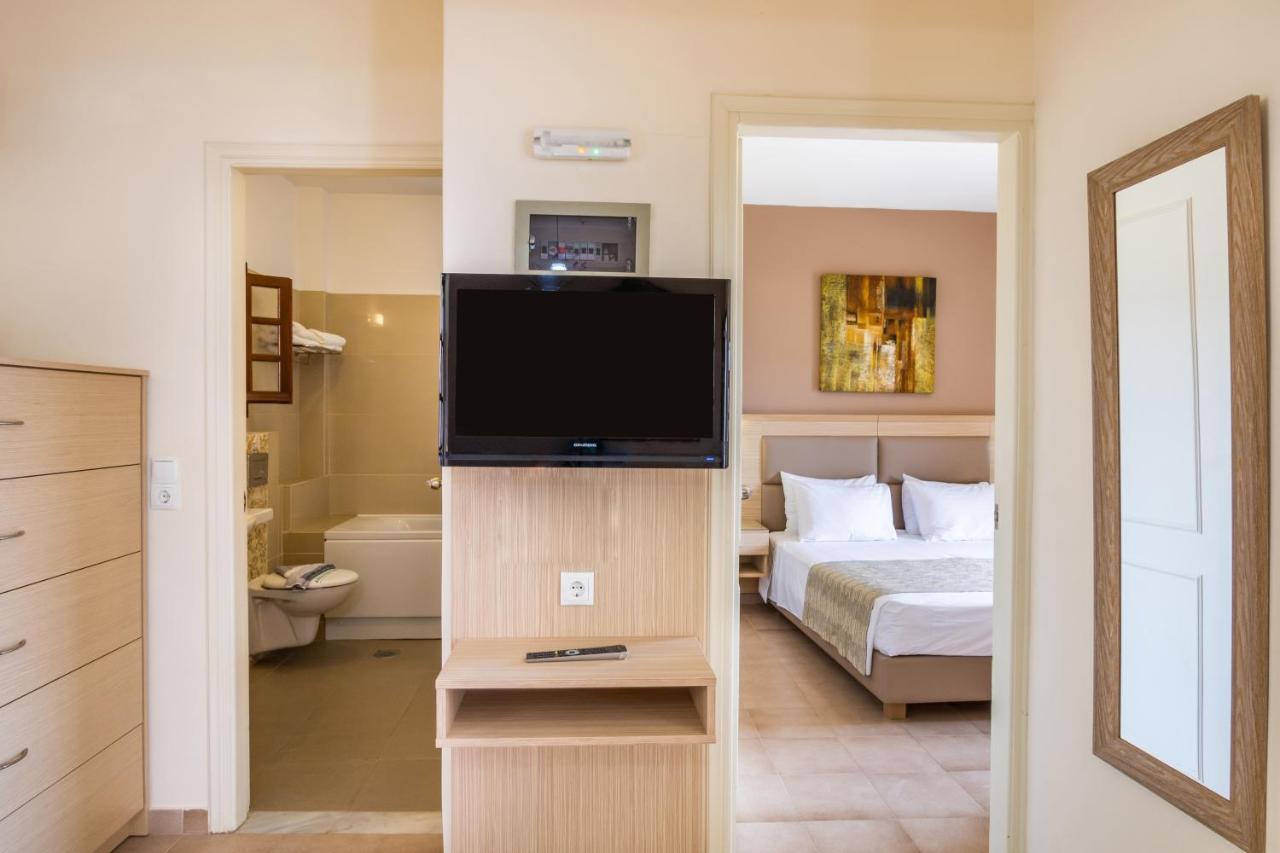 Aphrodite Luxury Studios & Apartments Karpathos Exterior photo