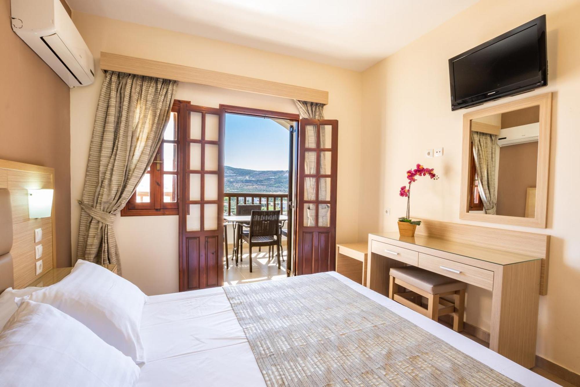 Aphrodite Luxury Studios & Apartments Karpathos Exterior photo