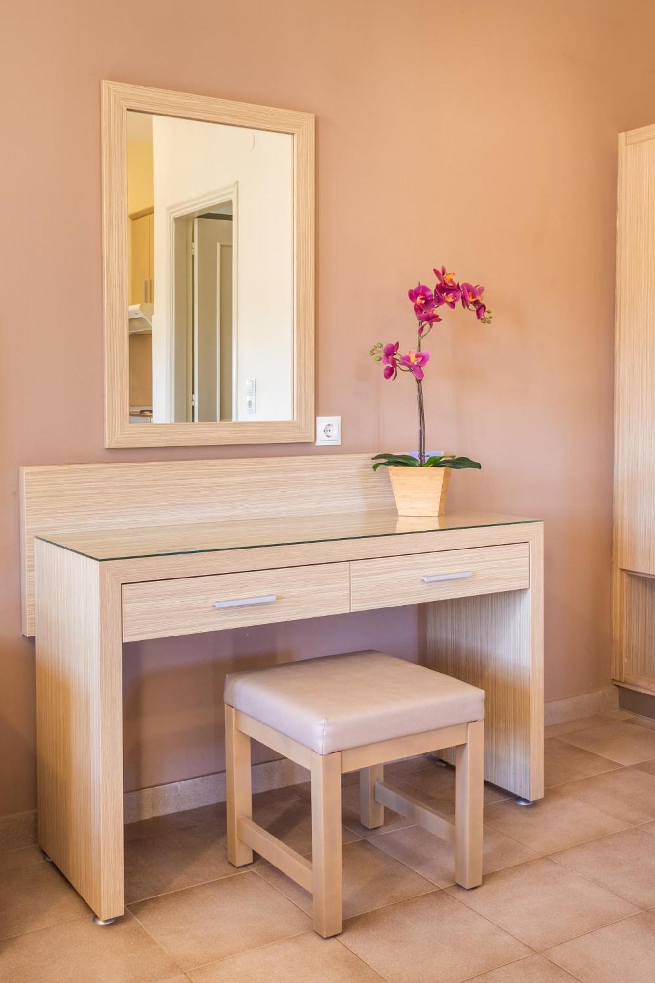 Aphrodite Luxury Studios & Apartments Karpathos Exterior photo